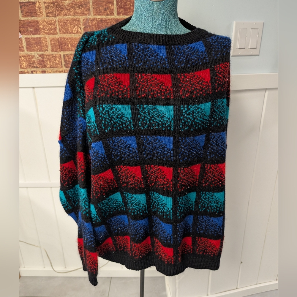 Vintage Geometric Red/Blue/Black Maternity Crew Neck Sweater, Original Owner